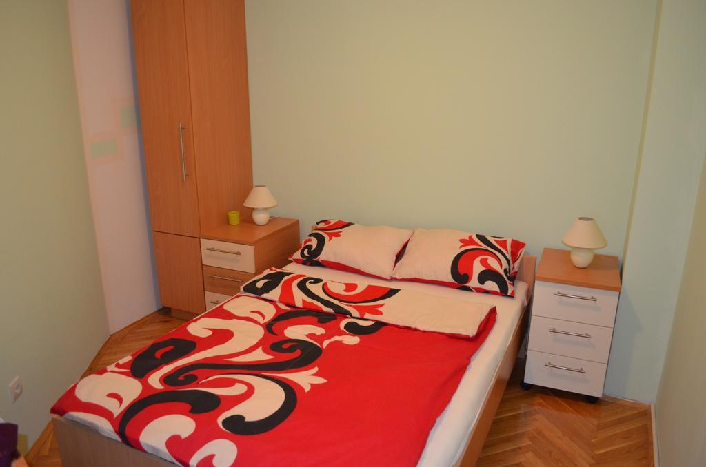 Apartment Viktor,Parking Osijek Room photo
